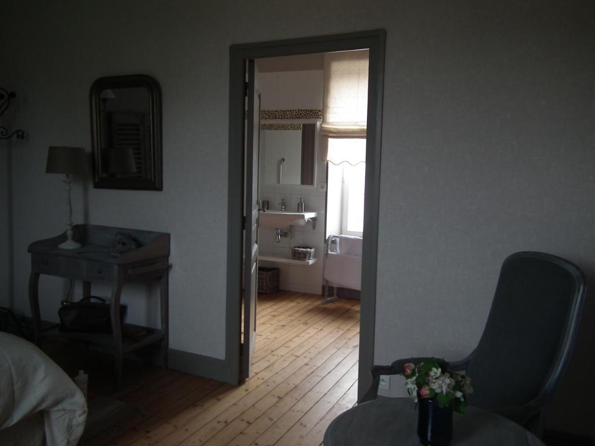 Chambre D'Hote Le 18-20 Saint-Martin-des-Entrees Экстерьер фото